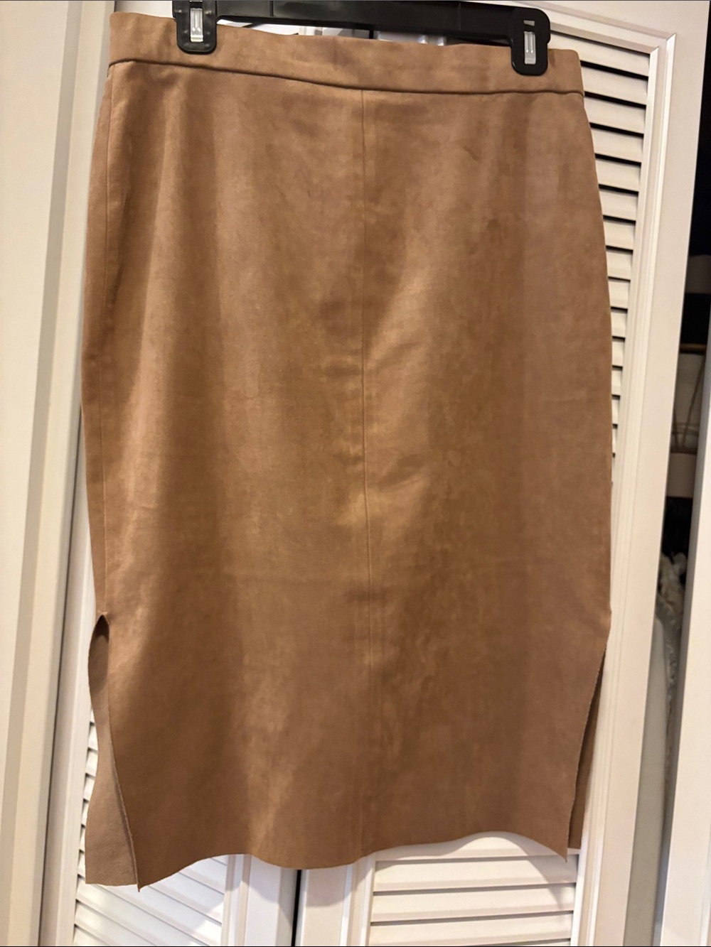 Aritzia Wilfred Free Vegan Suede Pencil Skirt